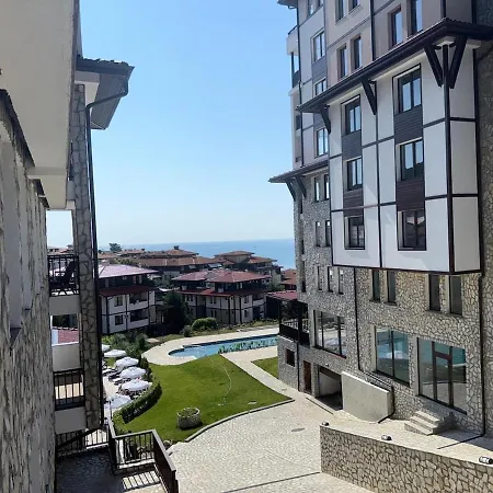 Stylish, Cozy Vacation Apartment, Sea View * 圣弗拉斯